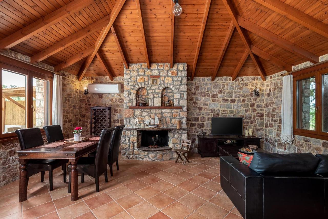فيلا Filerolia Stone House Pastida المظهر الخارجي الصورة